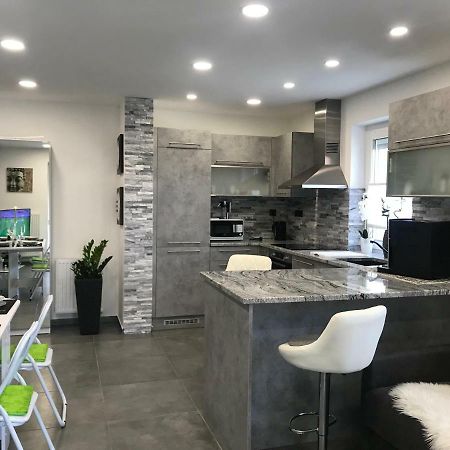 Swiss Apartment Mosonmagyaróvár 외부 사진