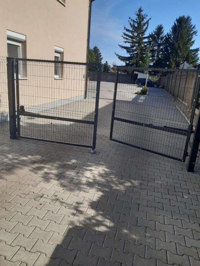 Swiss Apartment Mosonmagyaróvár 외부 사진