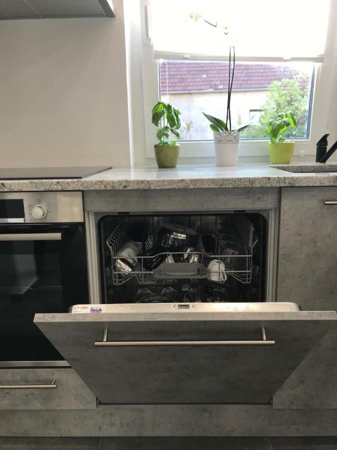 Swiss Apartment Mosonmagyaróvár 외부 사진